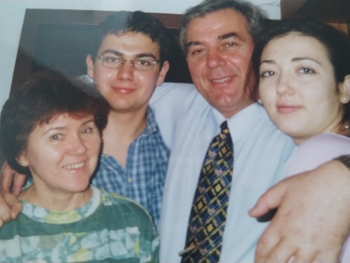 Agata z bratem Łukaszem i rodzicami